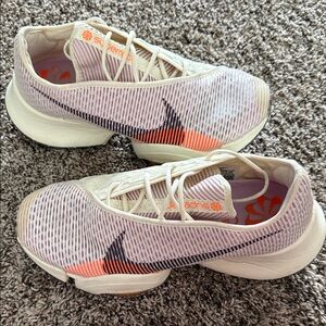 Nike Light Lavendar and Coral Shoes Size 9